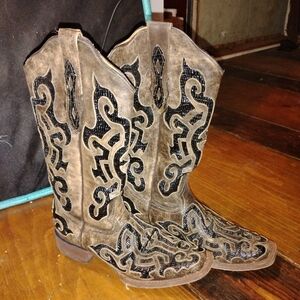 Tanner Mark Brown and Black Leather Boots